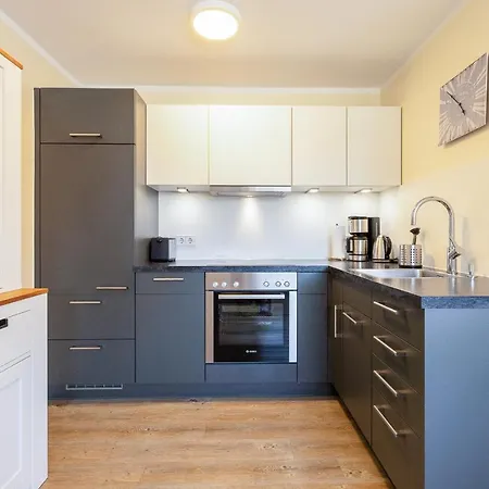 Apartment Tueti